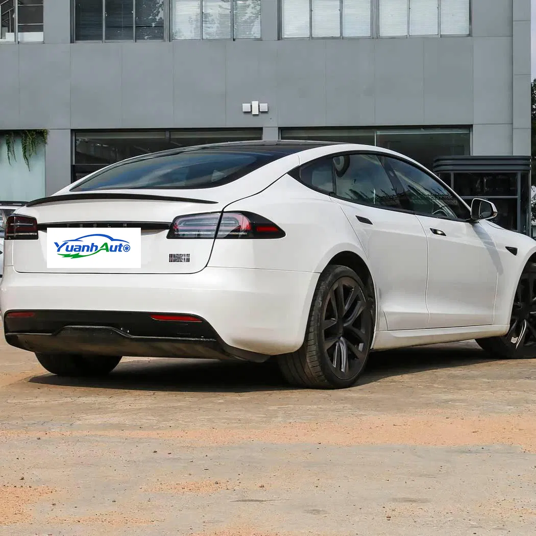 2023 Tesla Model S vehicle photo 7