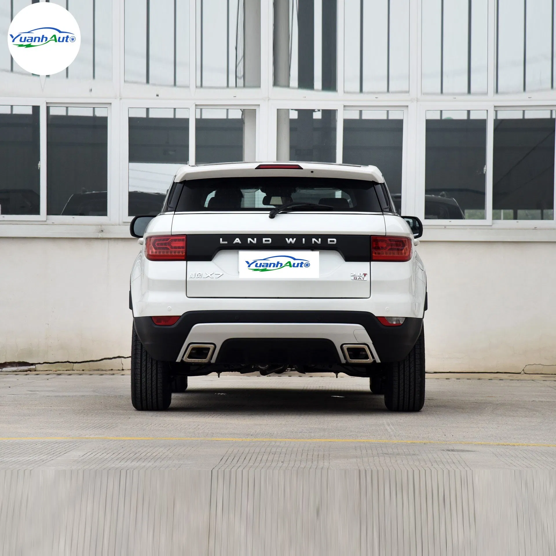 Landwind X7 vehicle photo 6