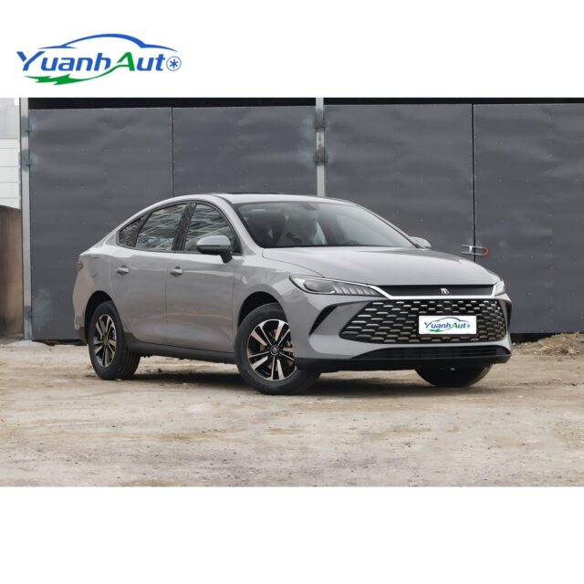 BYD Qin Plus DM-i vehicle photo 1