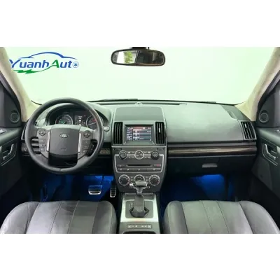 2014 Land Rover Rover Evoque 2.0T Petrol SUV — source image 16