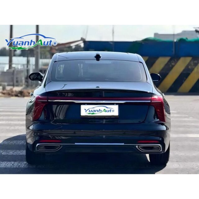 2023 Hongqi H5 vehicle photo 1
