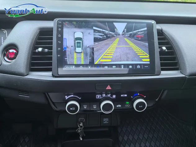 2022 Honda Fit Petrol Hatchback — source image 16