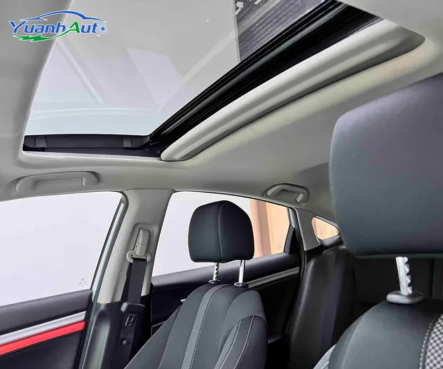 2019 Honda Civic Petrol Sedan — source image 14