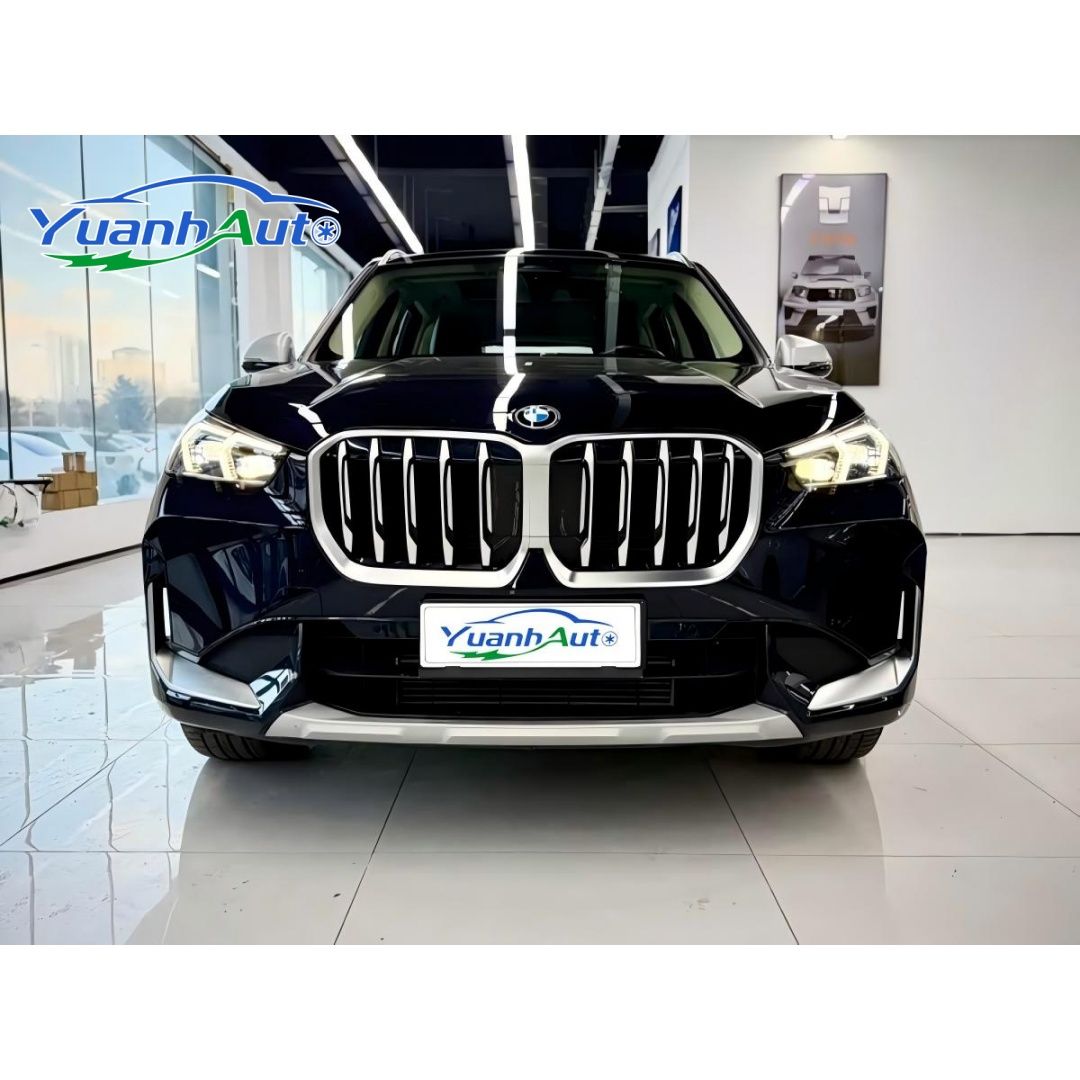 2023 BMW X1 vehicle photo 1