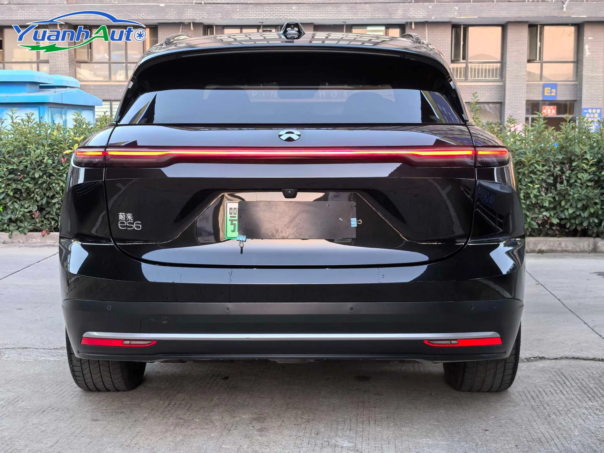 2023 NIO ES6 Electric SUV — source image 13