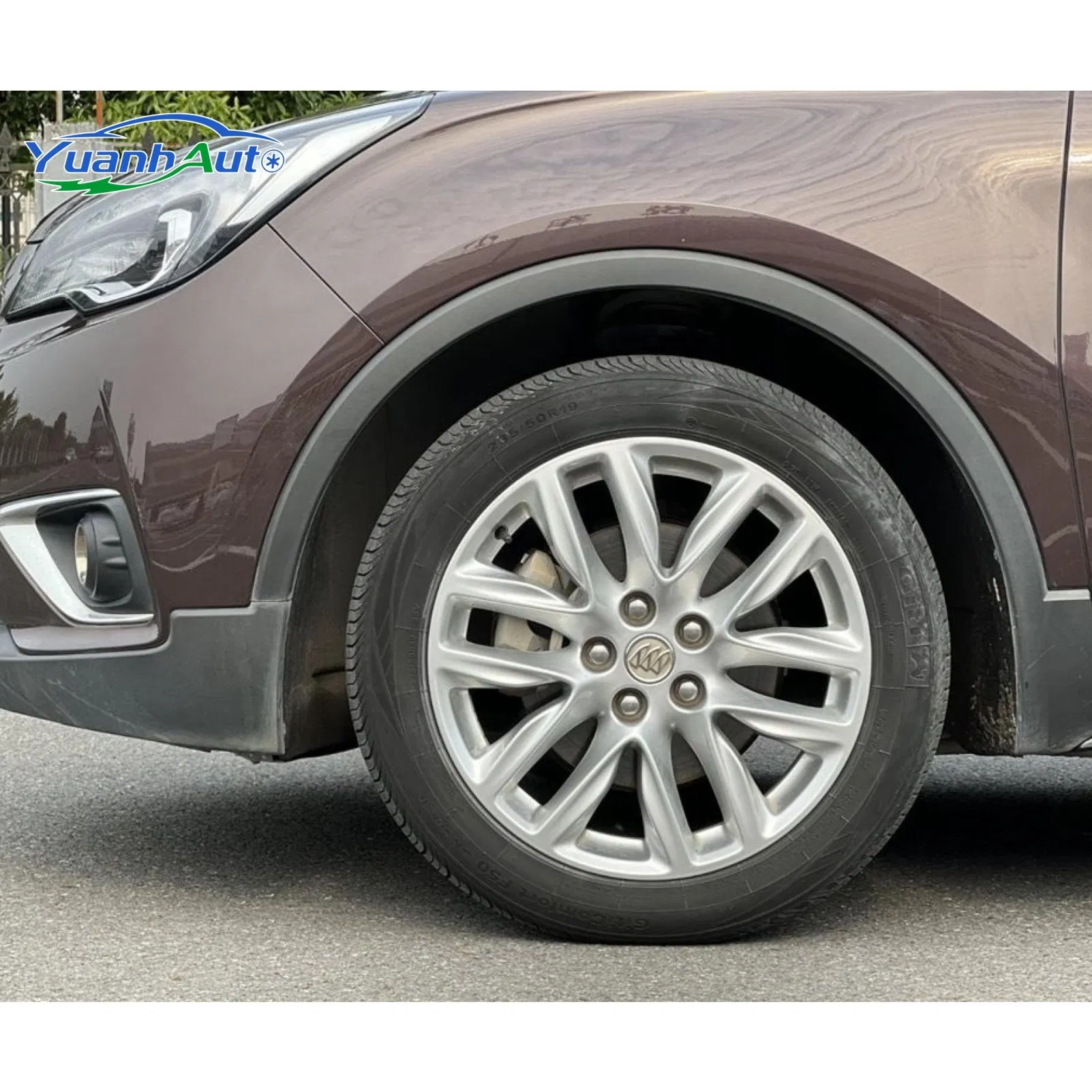 2019 Buick Envision vehicle photo 5