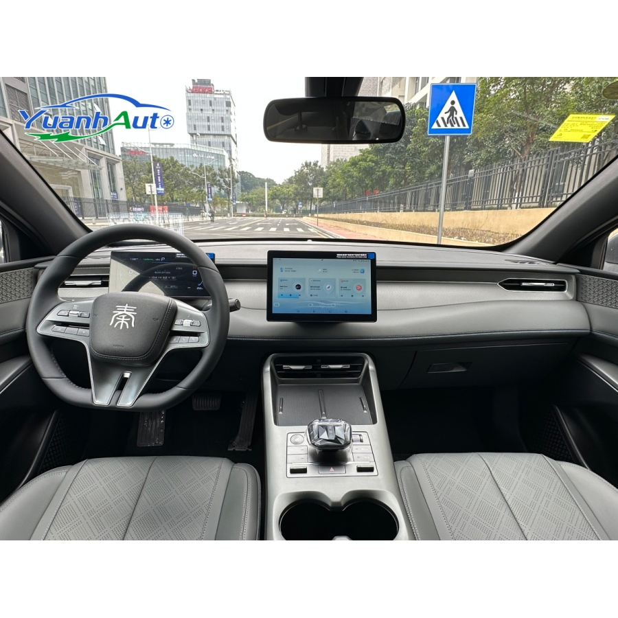 2025 BYD Qin PLUS vehicle photo 6