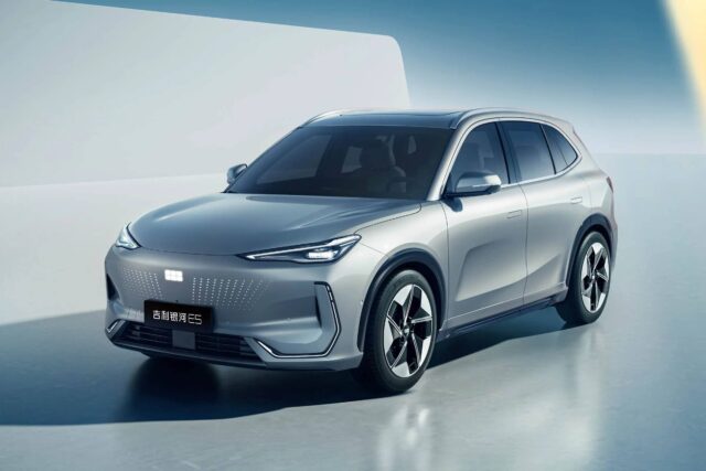 Geely Galaxy E5 vehicle photo 1