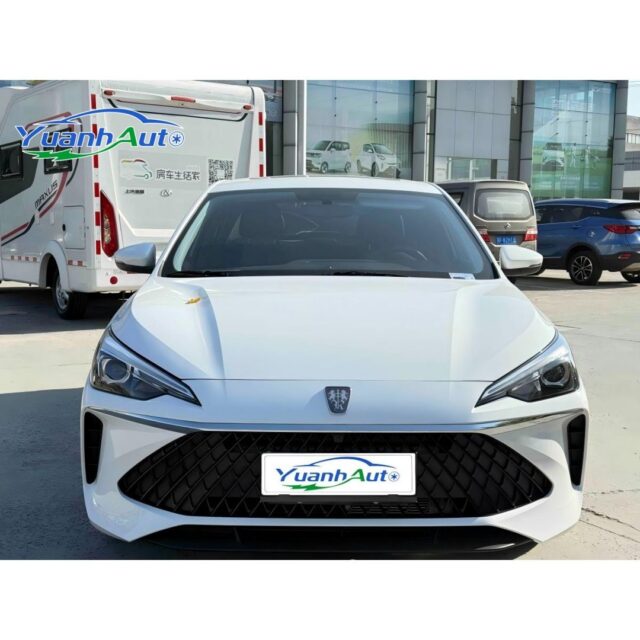2025 Roewe i5 vehicle photo 1