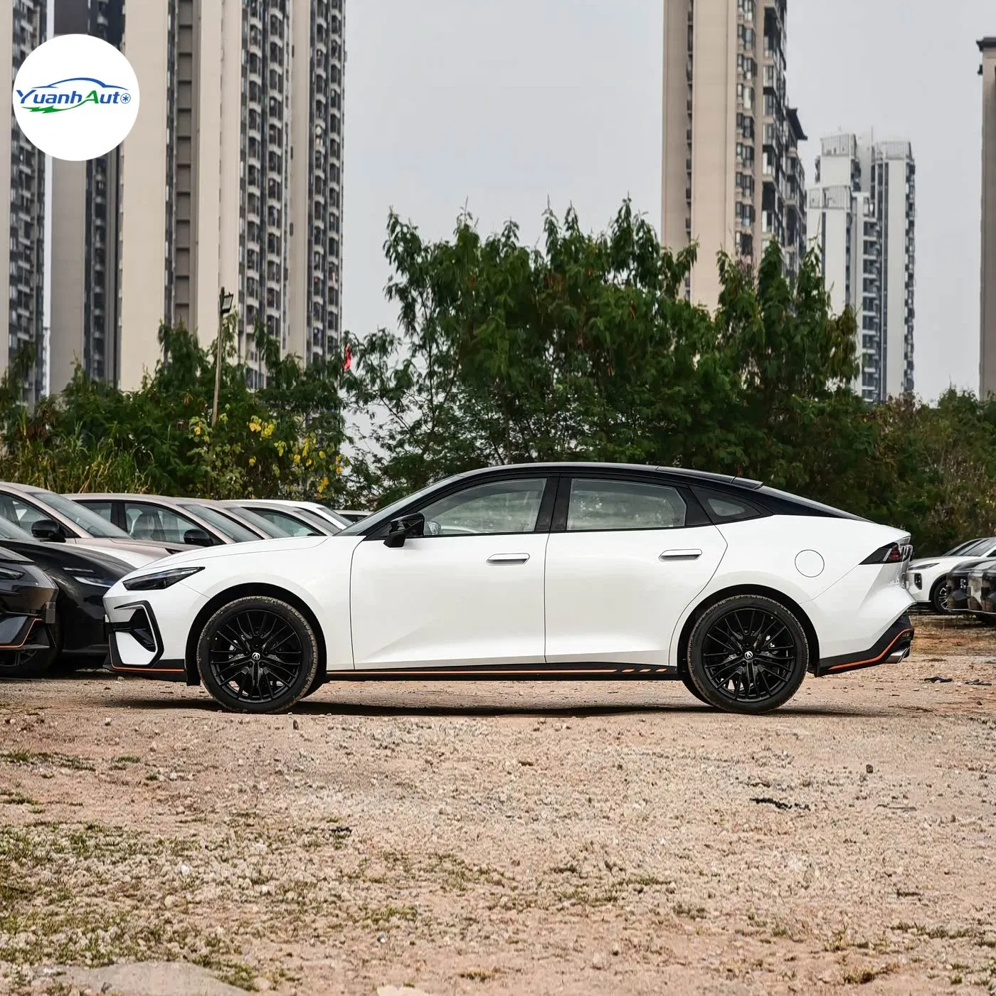 Changan UNI-V vehicle photo 5