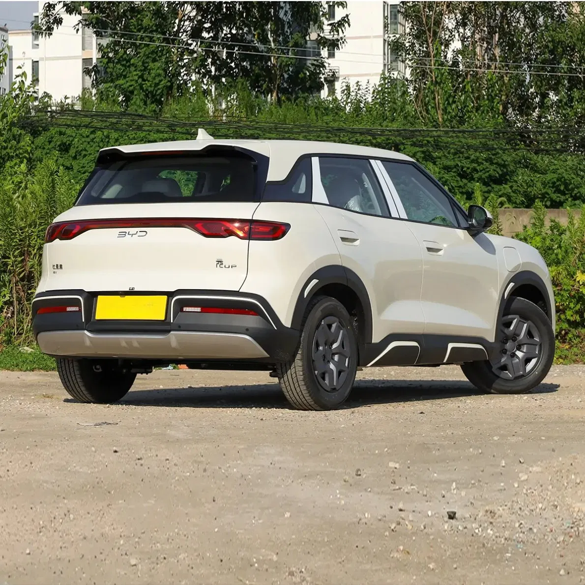 2025 BYD Yuan UP vehicle photo 6
