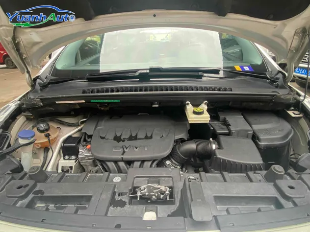 2018 Peugeot 3008 Petrol SUV — source image 17