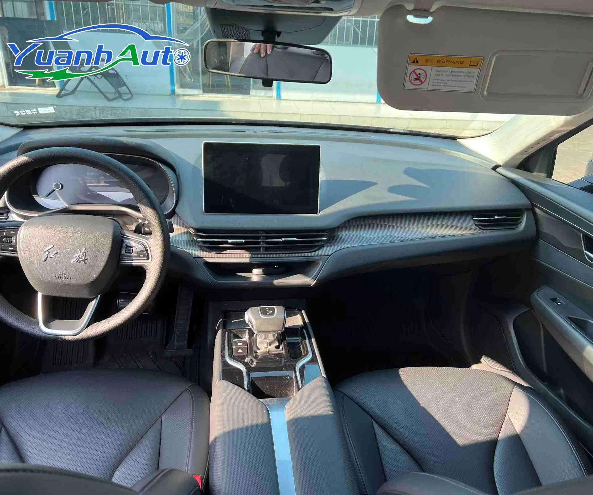 2021 Hongqi E-QM5 vehicle photo 7