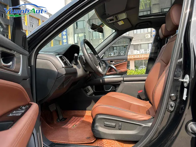2017 Honda UR-V Petrol SUV — source image 13