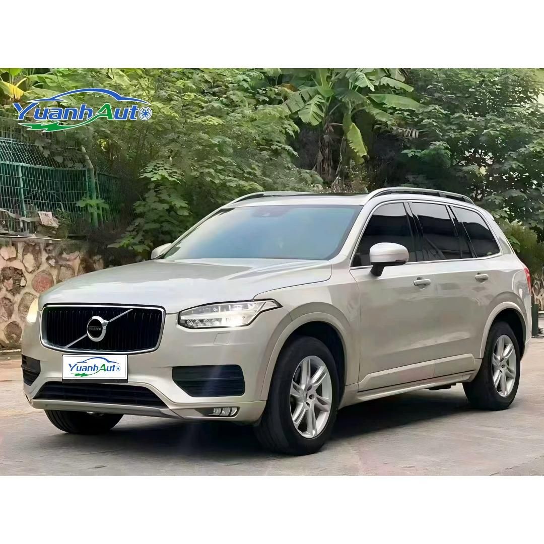 2015 Volvo XC90 Petrol SUV — source image 1