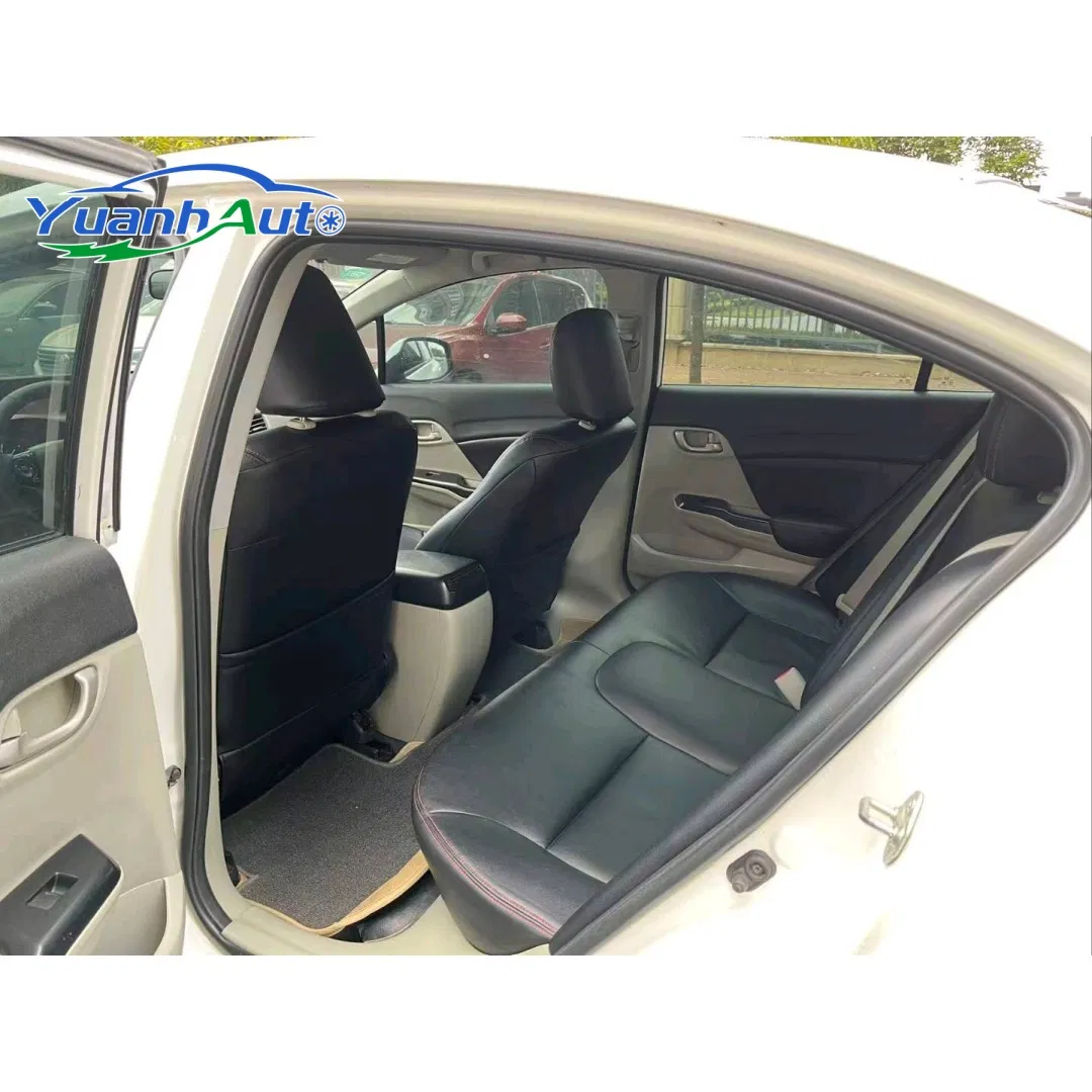 2014 Honda Civic Classic 1.8L Sedan — source image 15