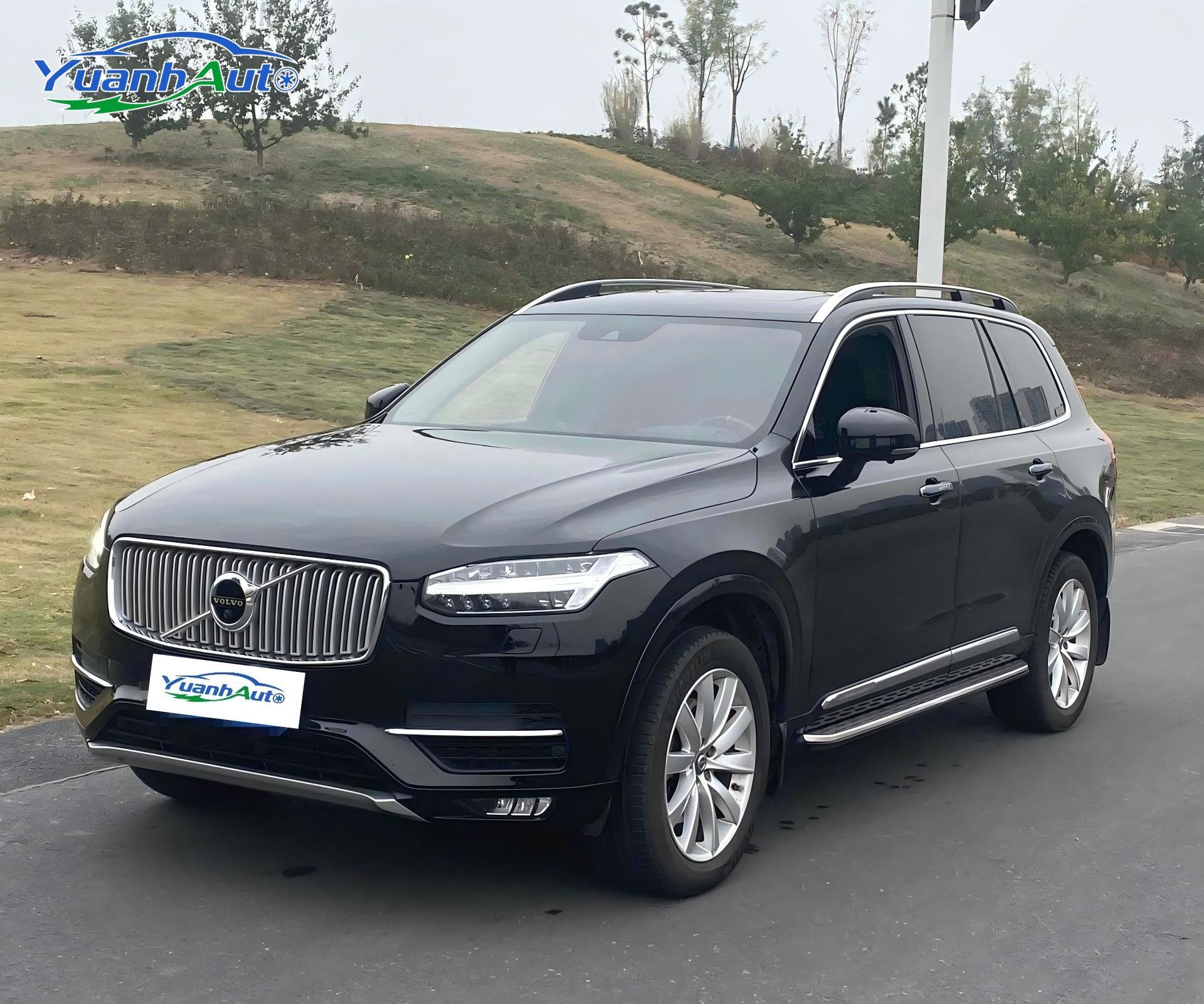 2016 Volvo XC90 SUV — source image 1