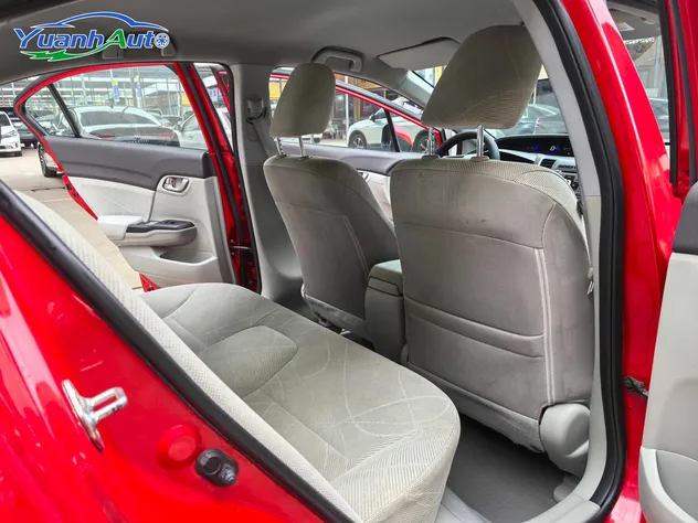 2012 Honda Civic Petrol Sedan — source image 16