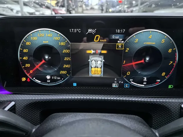 2022 Mercedes-Benz CLA Petrol — source image 16