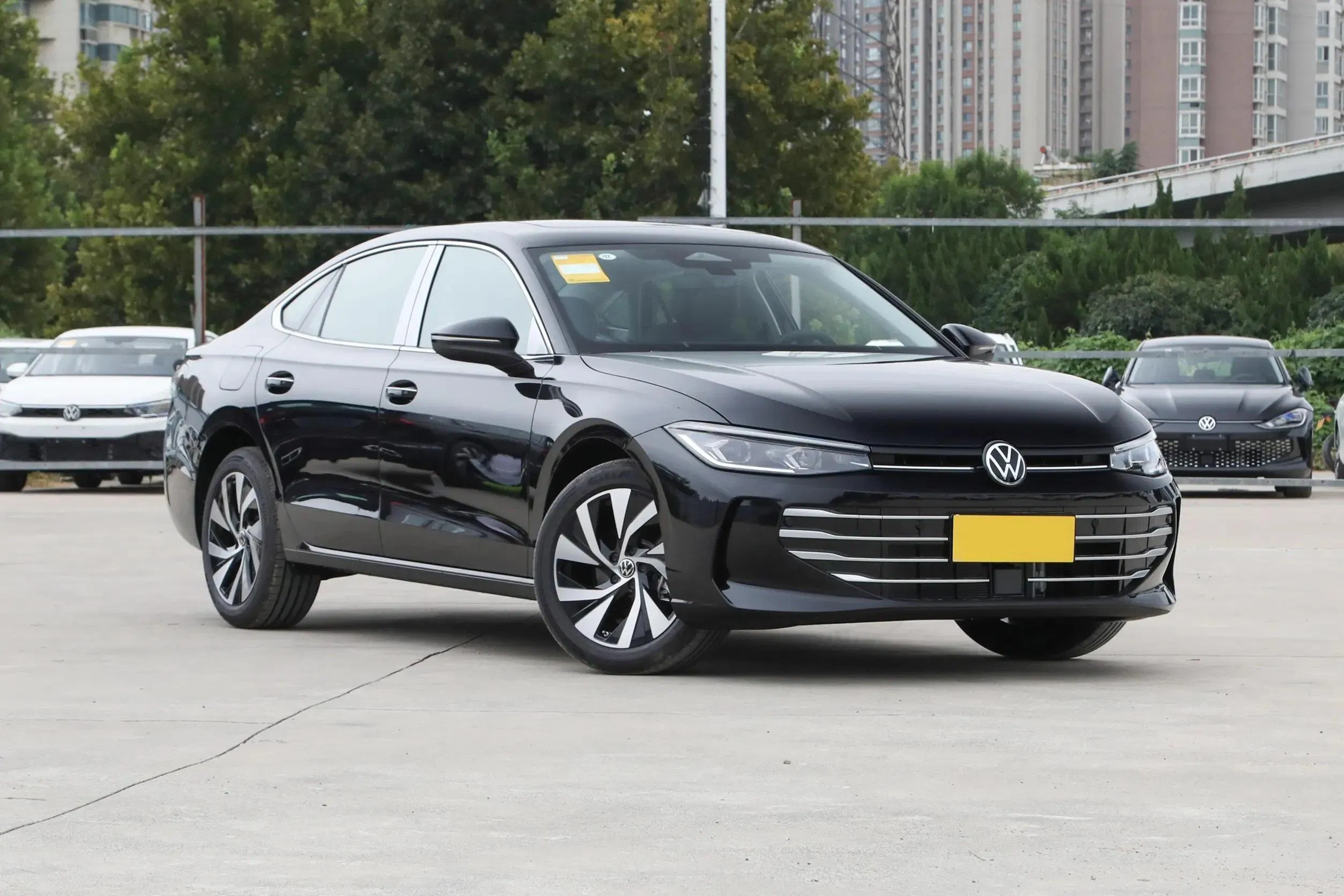 2025 vw passat vehicle photo 5
