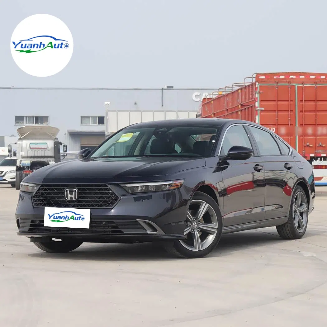 Honda Accord vehicle photo 3