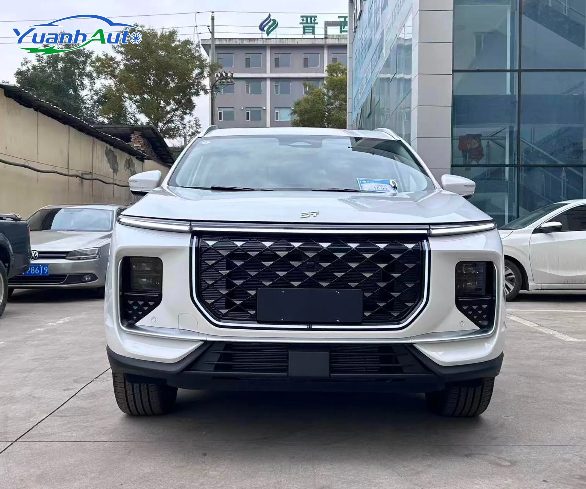 2023 Jetour X70 Plus 1.5T Petrol SUV — source image 8