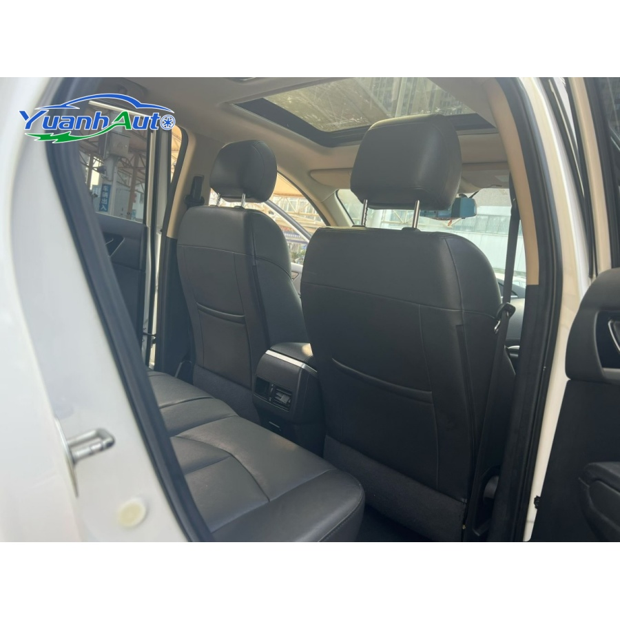 2017 Dongfeng AX7 vehicle photo 7