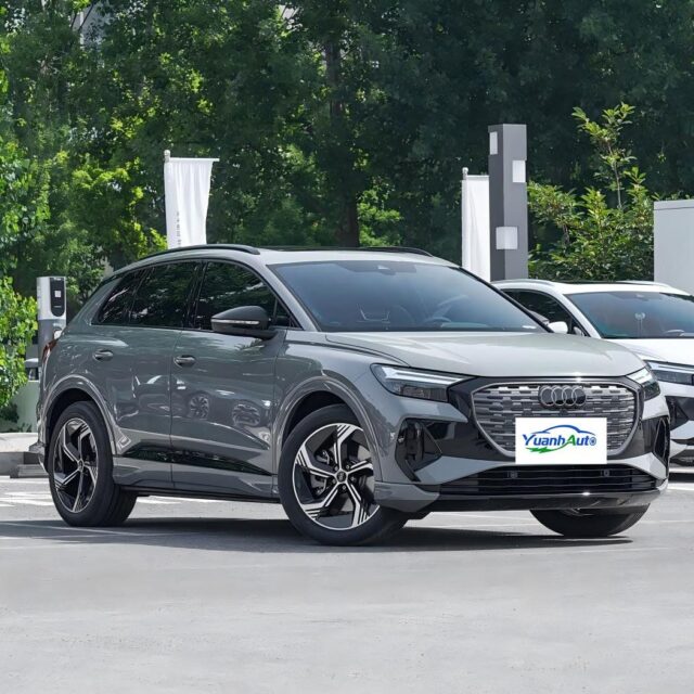 2022 Audi Q4 vehicle photo 1