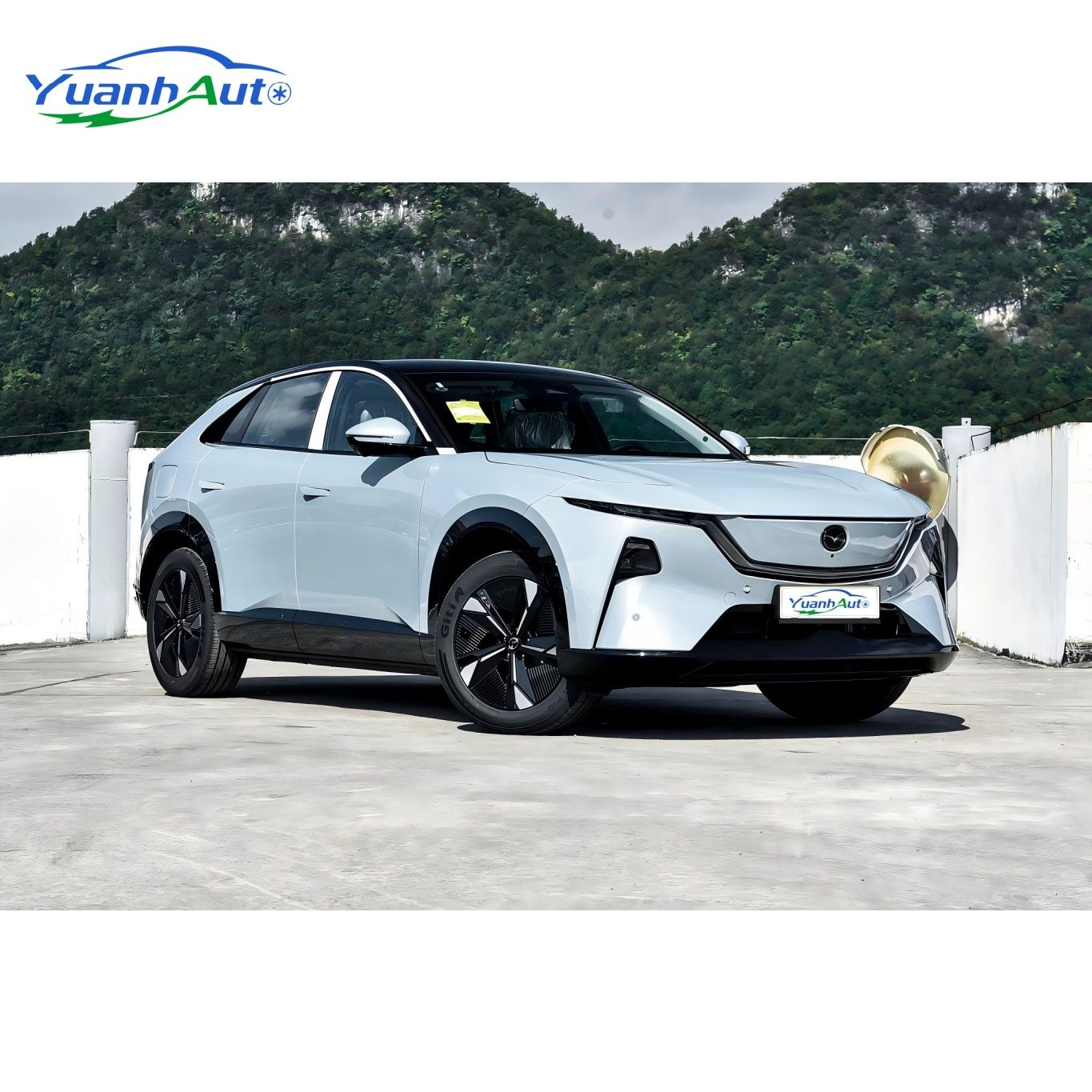 Mazda EZ-60 vehicle photo 1