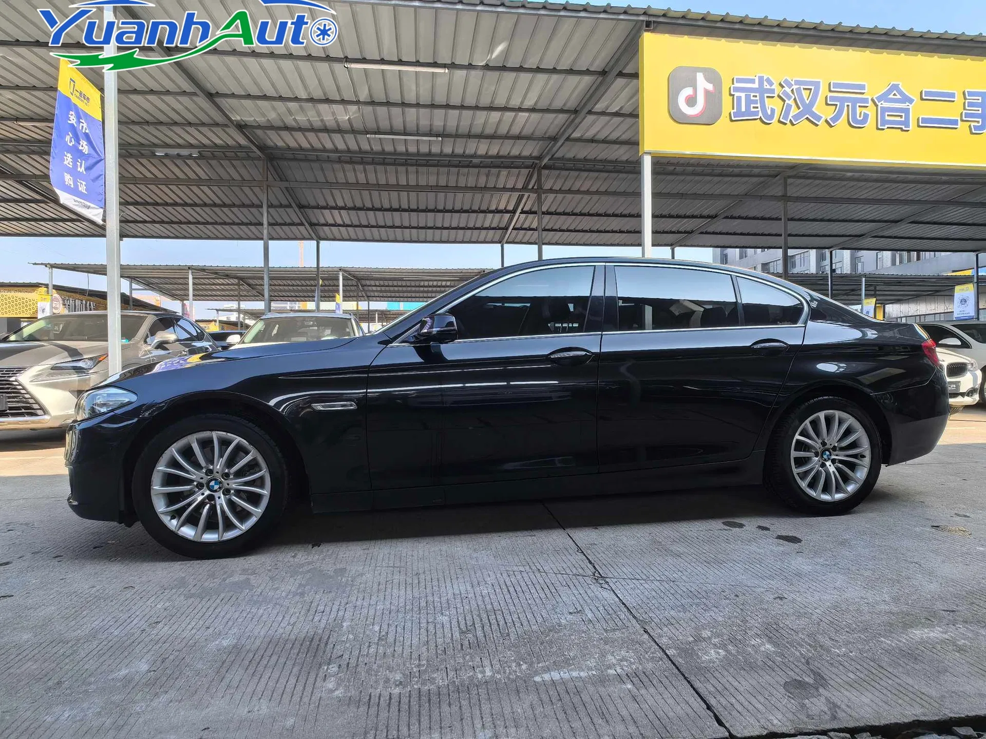 2014 BMW 525Li Petrol Sedan — source image 11