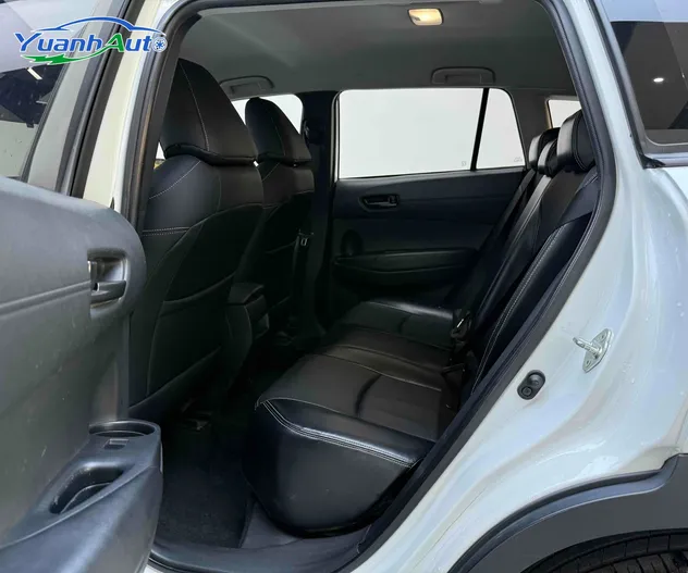 2026 FAW Cross 2.0L Hybrid SUV — source image 17