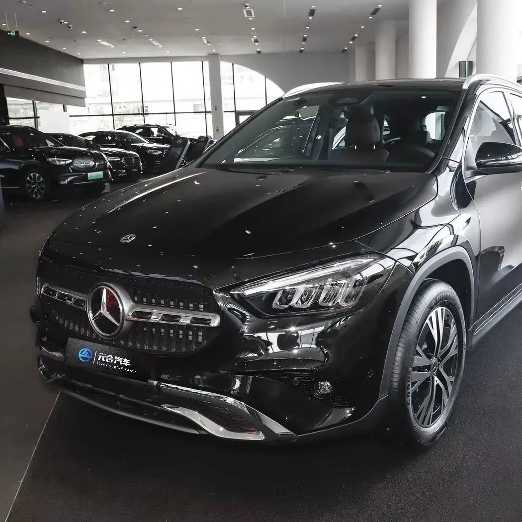 2025 GLA vehicle photo 4