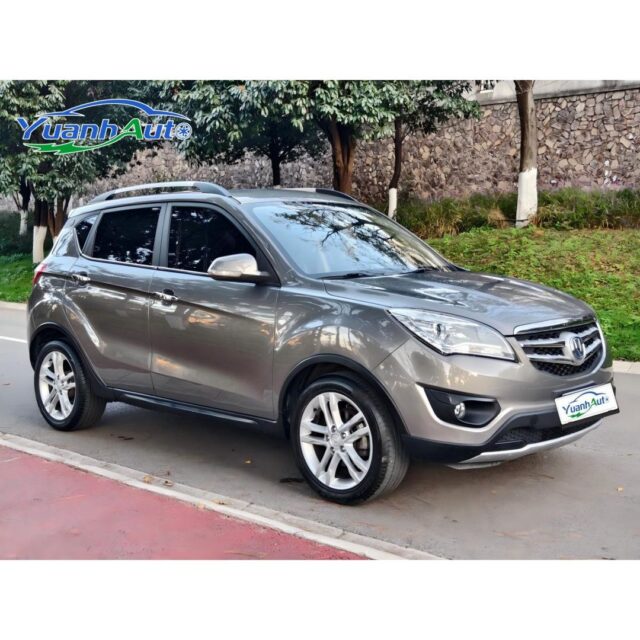 2016 Changan CS35 vehicle photo 1