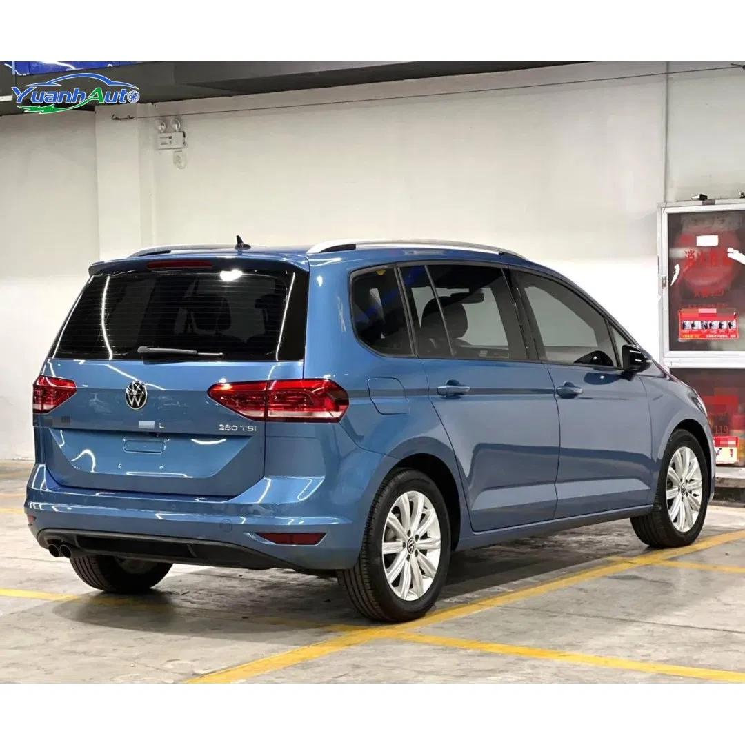 2021 Touran vehicle photo 6