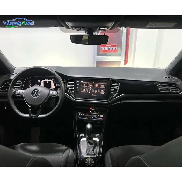 2021 Volkswagen T-Roc SUV — source image 9