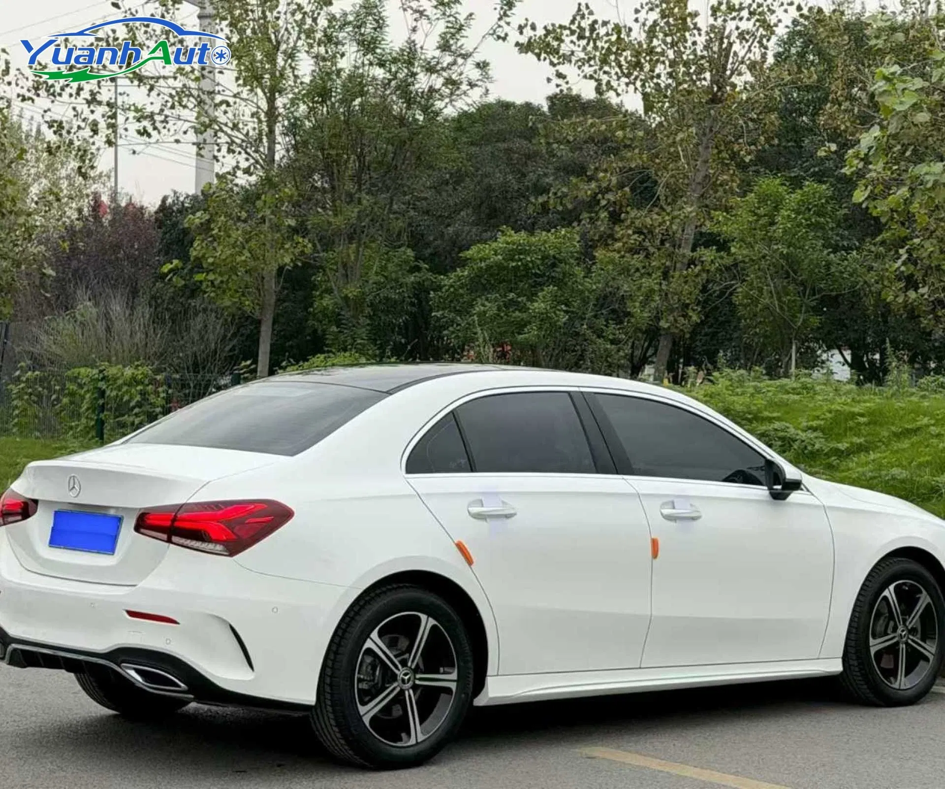 2022 Mercedes-Benz A 200 L Petrol Sedan — source image 3