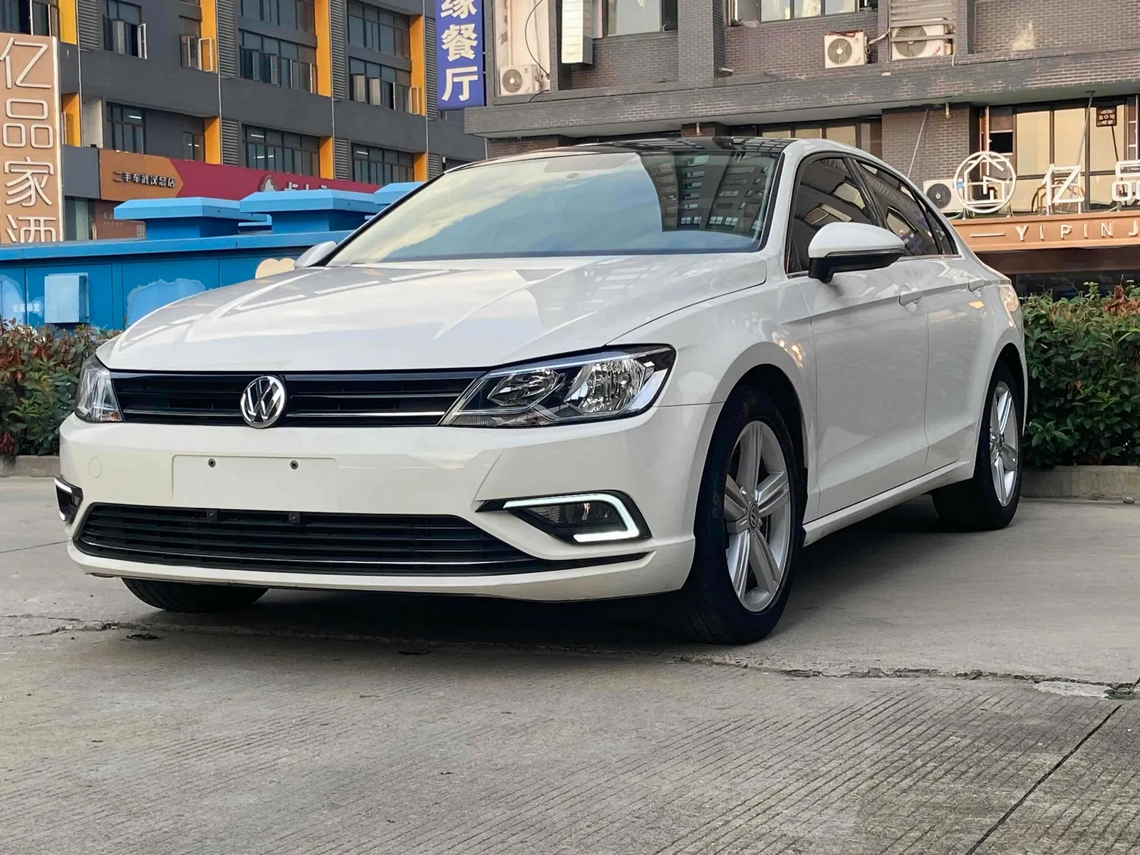 2018 Volkswagen Lamando 1.4T Petrol Sedan — source image 8