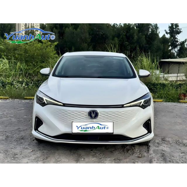 2022 Changan EADO vehicle photo 1