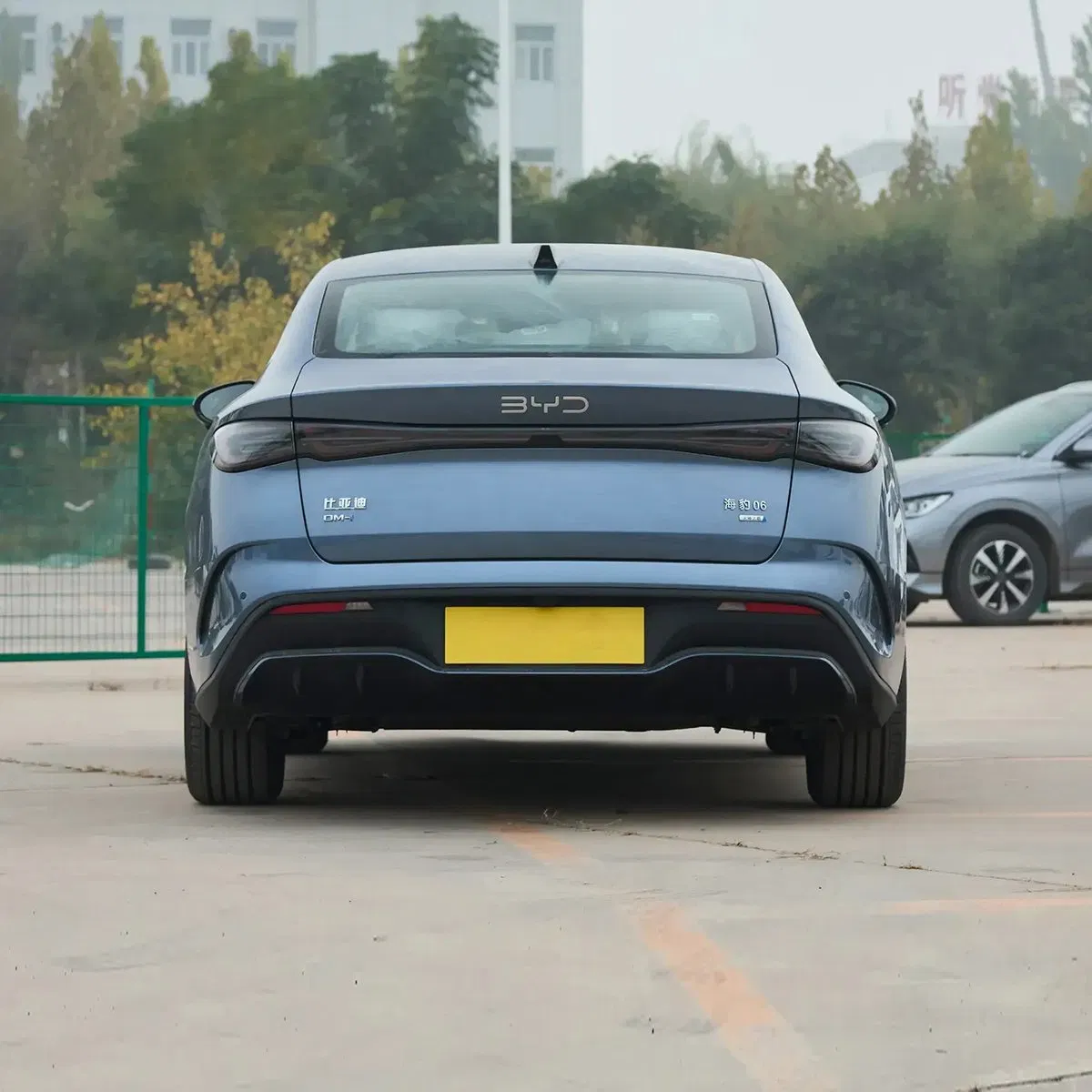2026 BYD Seal 06 DM-i Sedan — source image 6