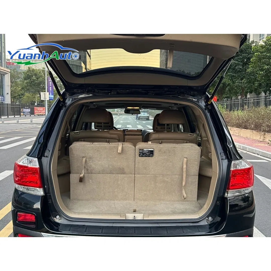 2012 Toyota Highlander Luxury 2.7L Petrol SUV — source image 17