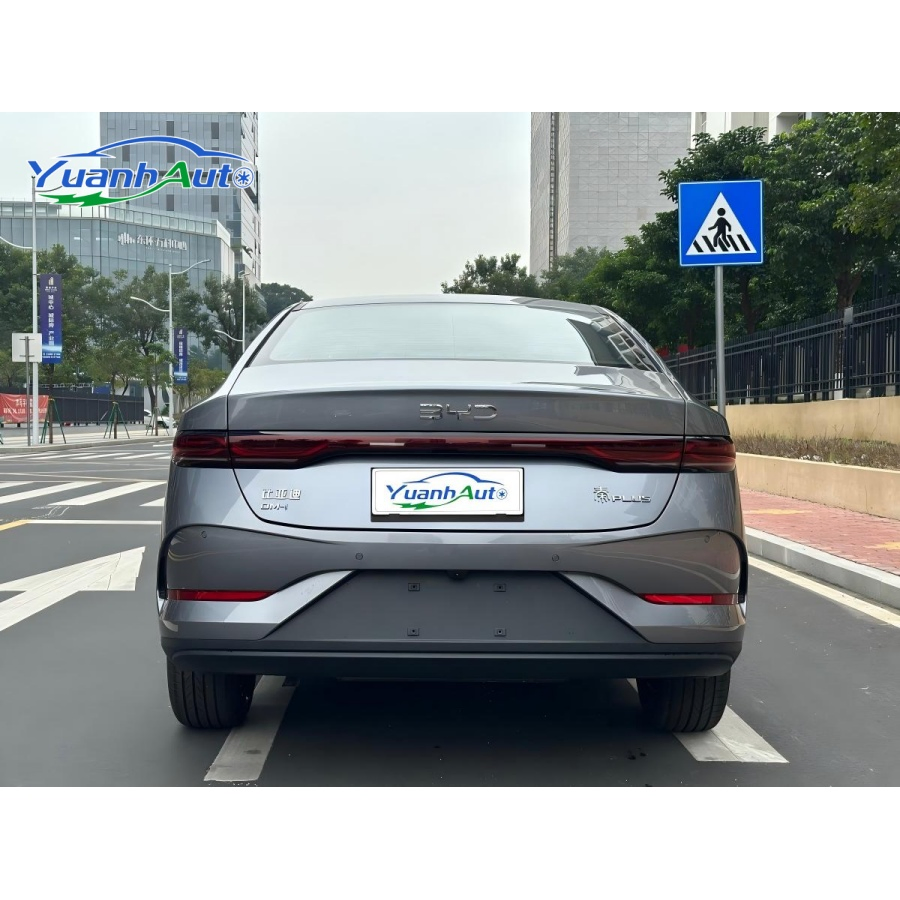 2025 BYD Qin PLUS vehicle photo 5