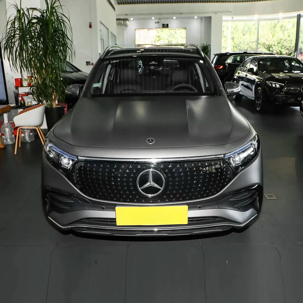 2025 Mercedes-Benz EQB 260 vehicle photo 7
