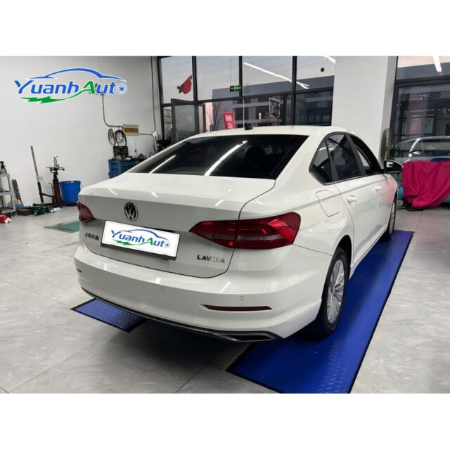 2019 Lavida vehicle photo 1