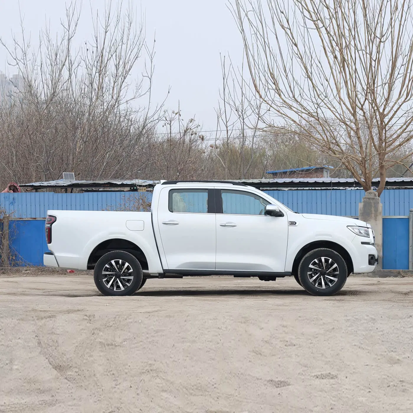 2026 GWM Poer Commercial Petrol Pickup — source image 14