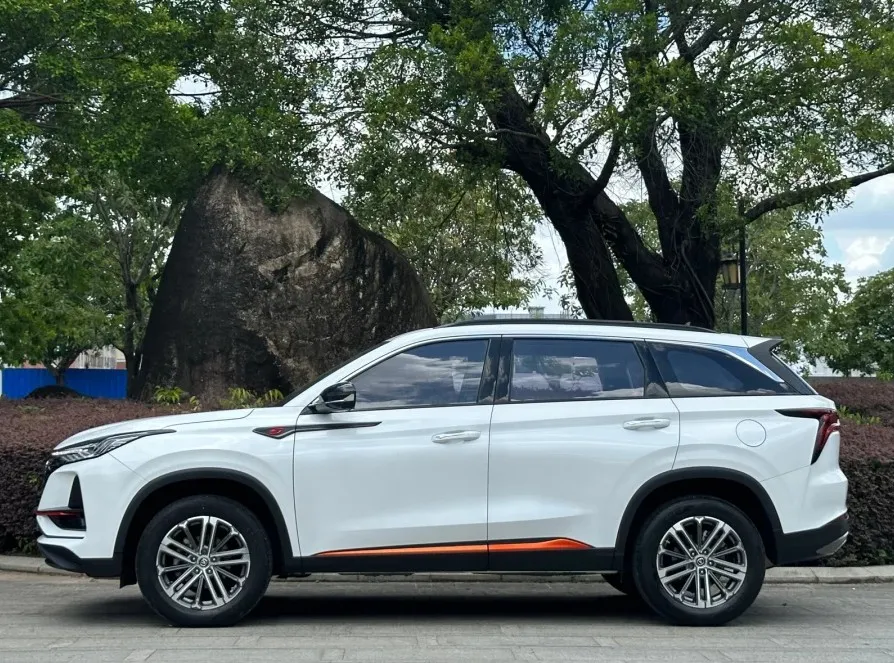 2020 Changan CS75 Plus 1.5T Petrol SUV — source image 10