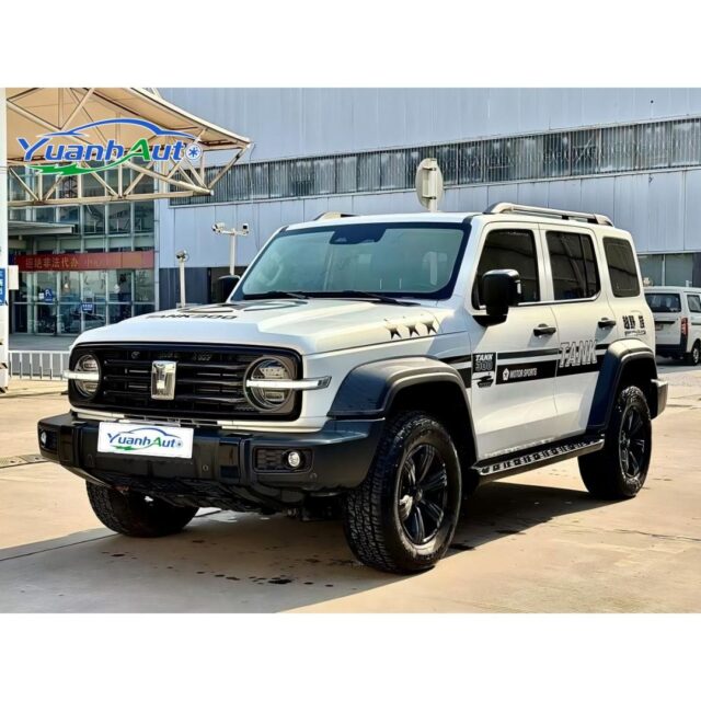 2022 Tank 300 vehicle photo 1