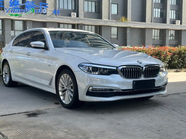 2018 BMW BMW vehicle photo 1