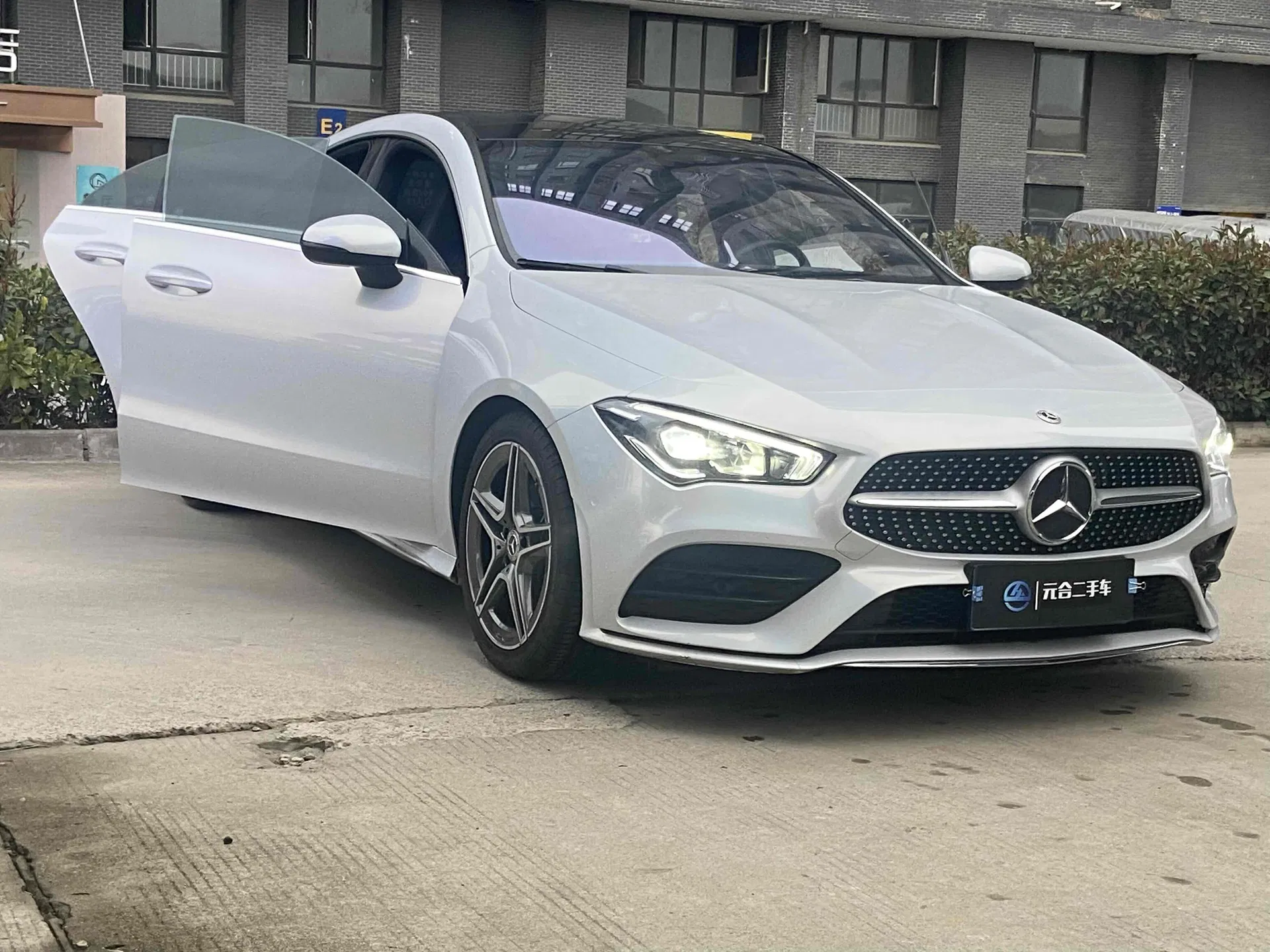 2022 Mercedes-Benz CLA Petrol — source image 13