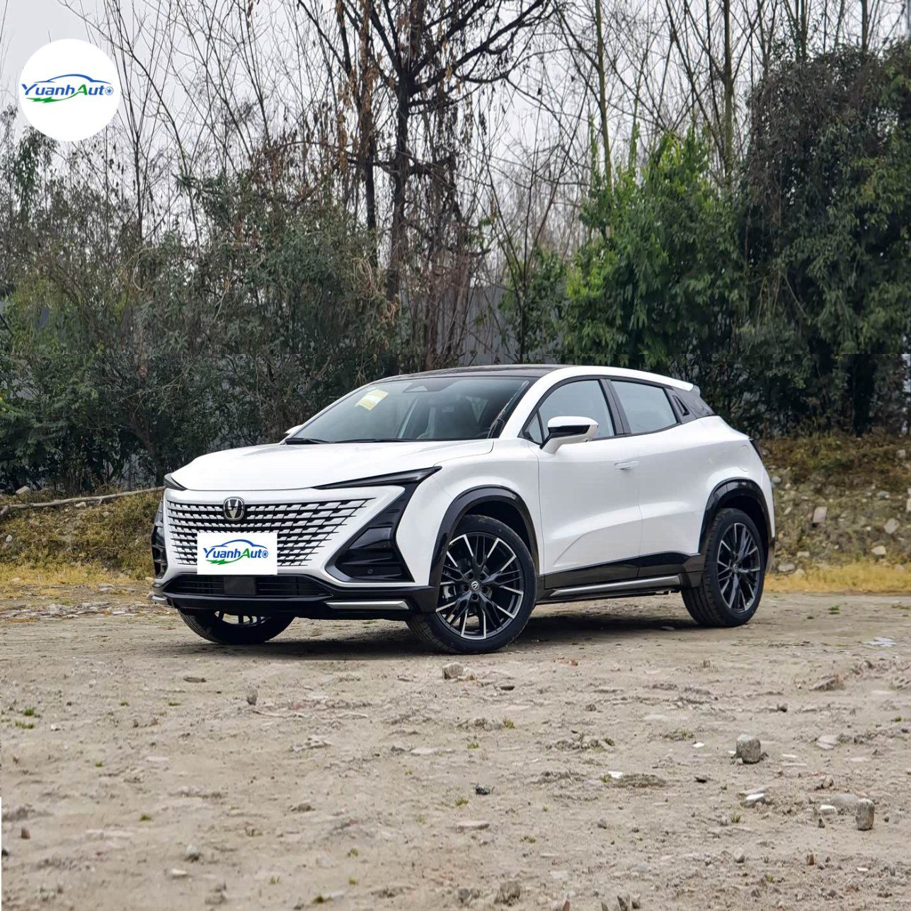 Changan Uni-T vehicle photo 1