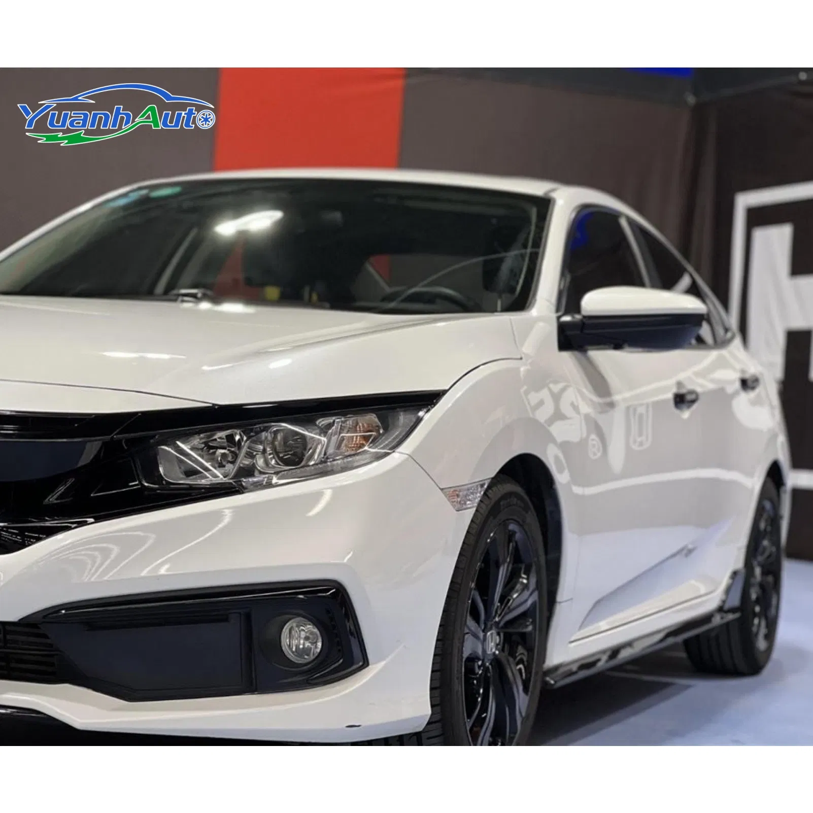 2019 Honda civic vehicle photo 4